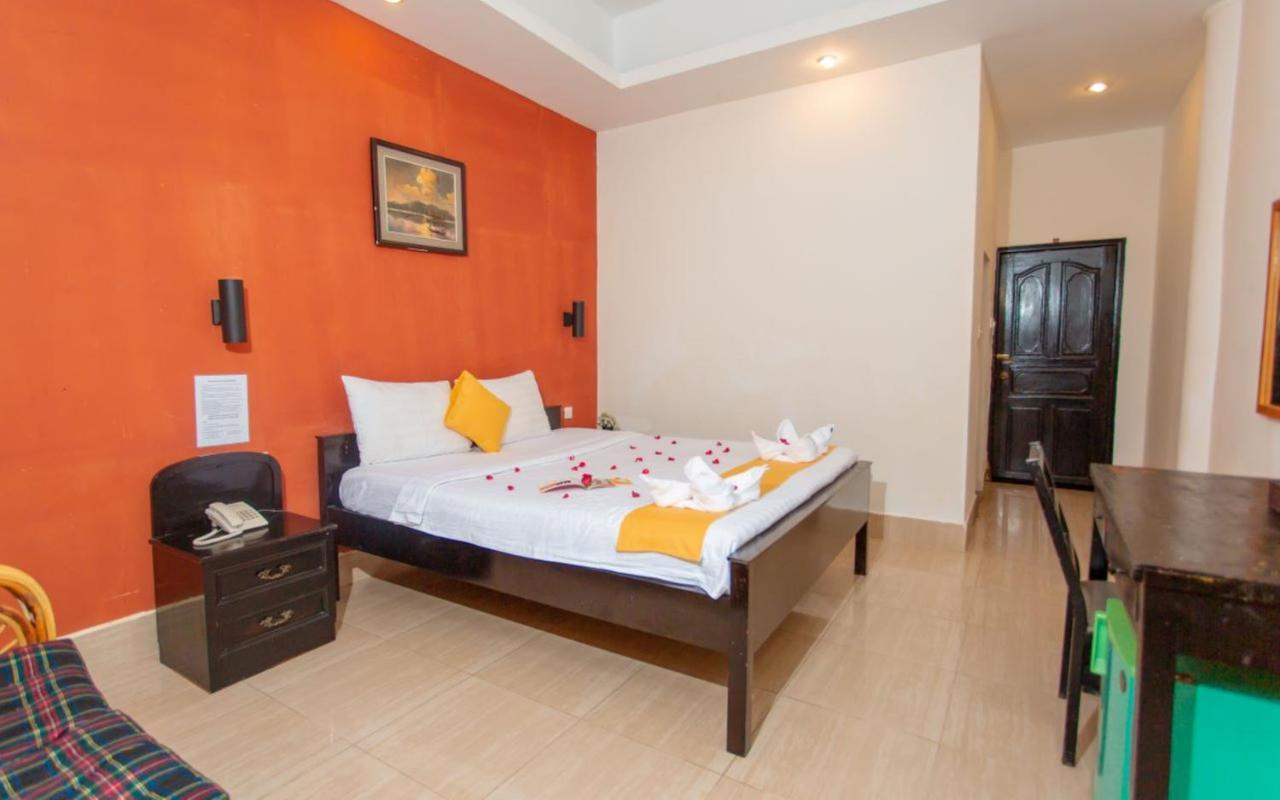 Best Central Point Hotel Phnom Penh Eksteriør bilde